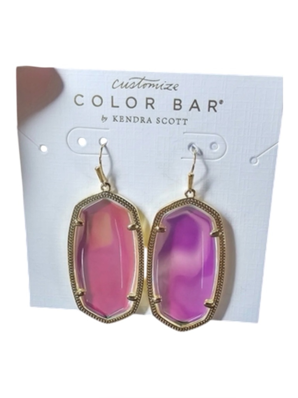 KENDRA SCOTT Danielle Iridescent Pink / Gold Elongated Statement Earrings - Picture 3 of 4